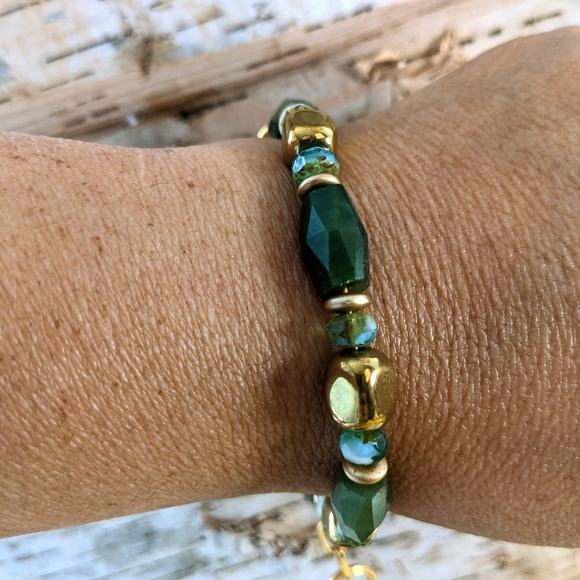 Large Natural Green Jade Barrel, Picasso Beads & Gold Nugget Bead Bracelet - Picture 4 of 5
